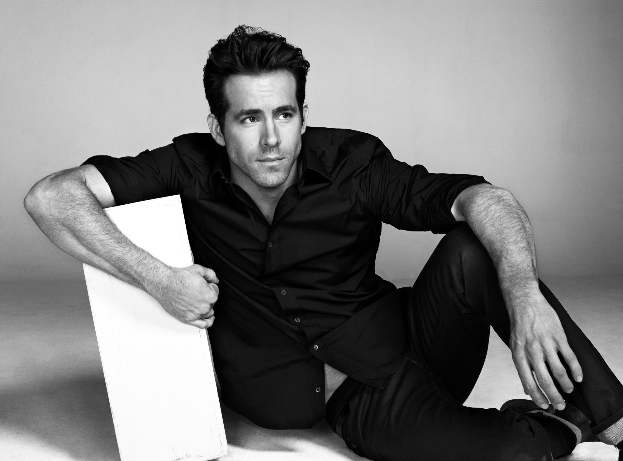 Ryan Reynolds Wallpapers