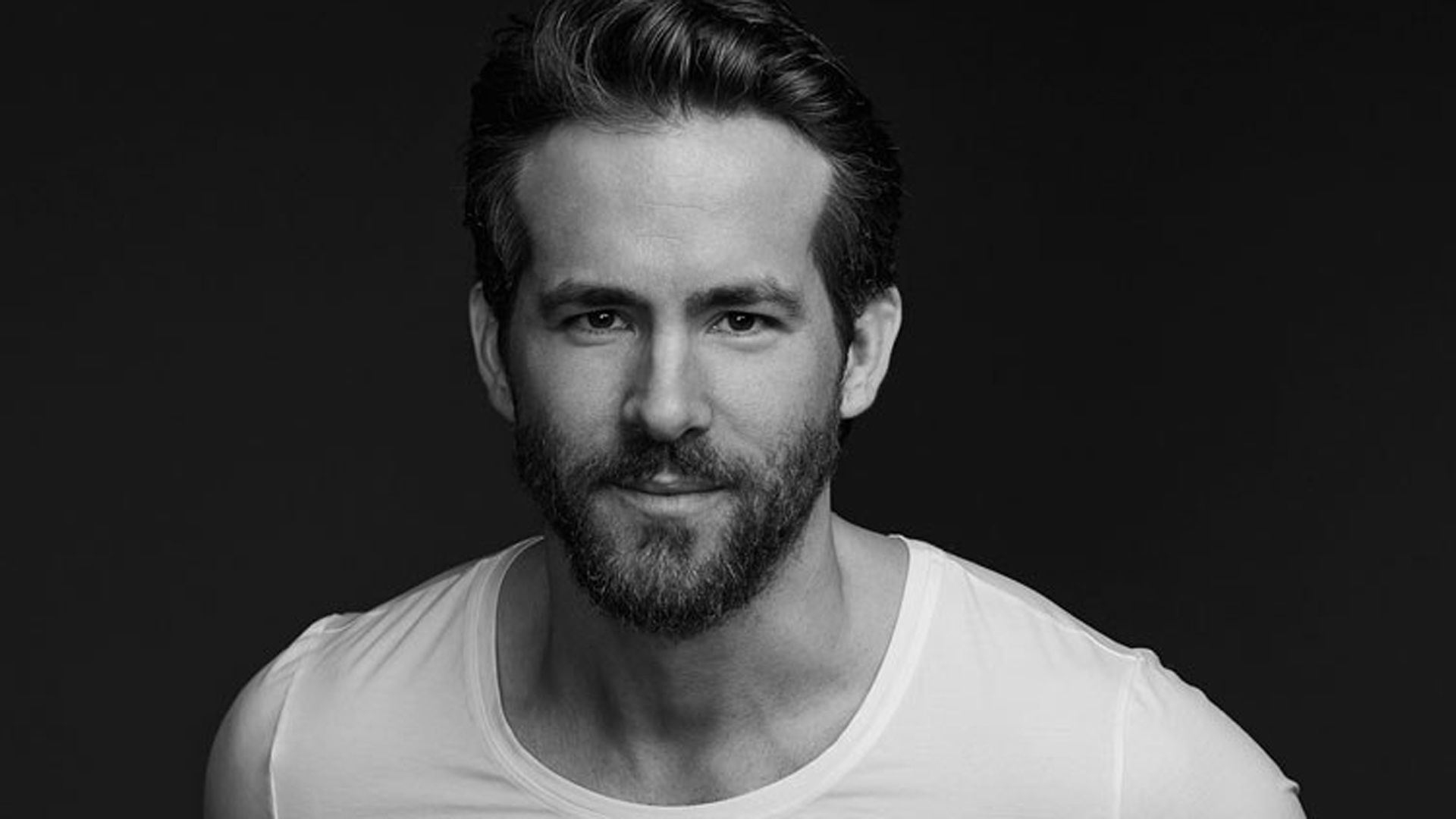 Ryan Reynolds Wallpapers