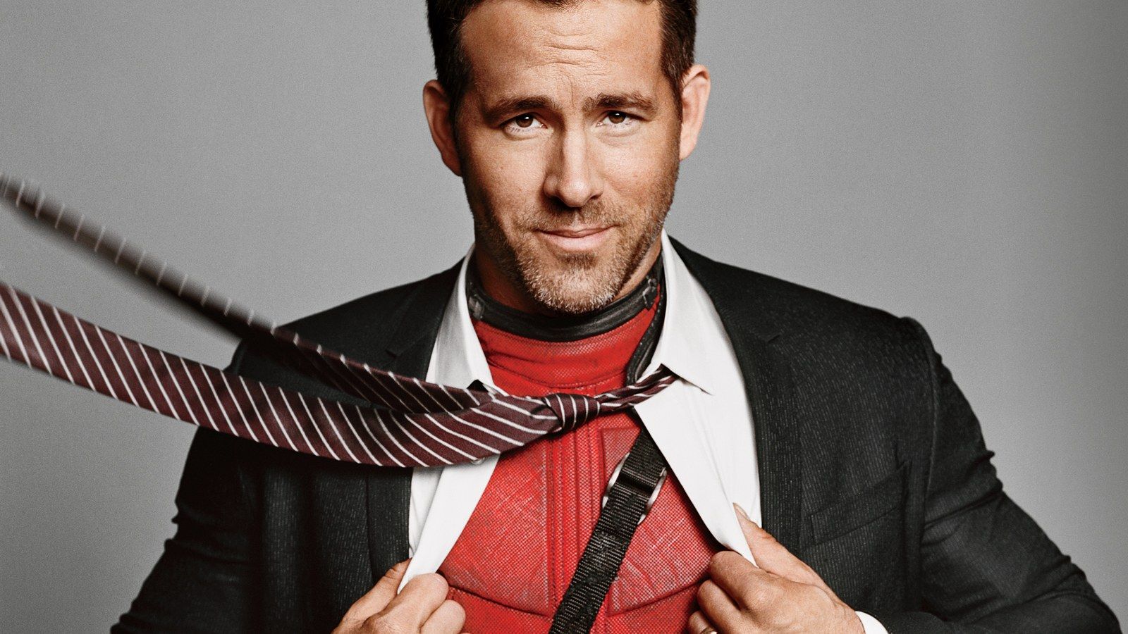 Ryan Reynolds Portrait Wallpapers