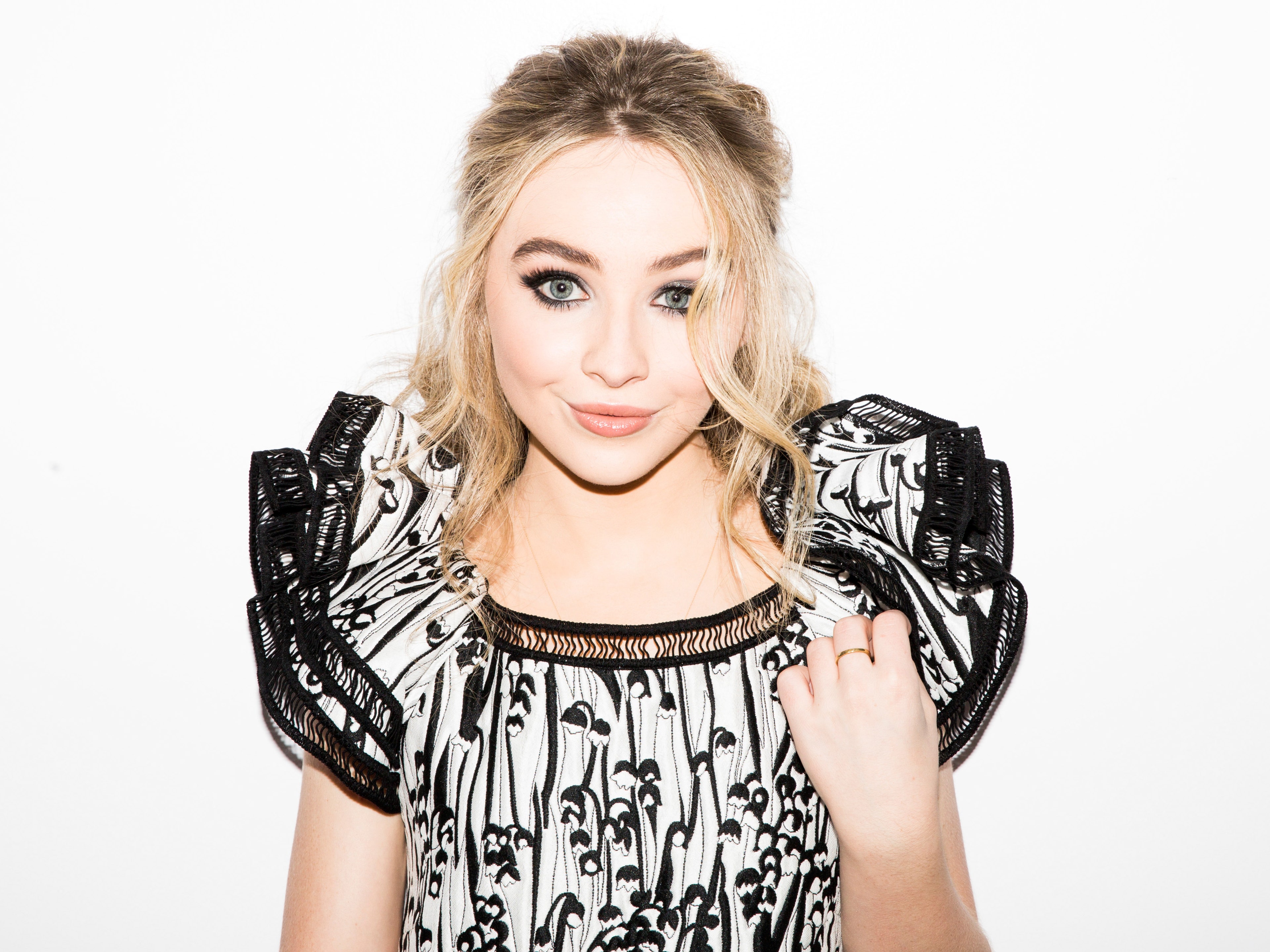 Sabrina Carpenter 2018 Photoshoot Wallpapers