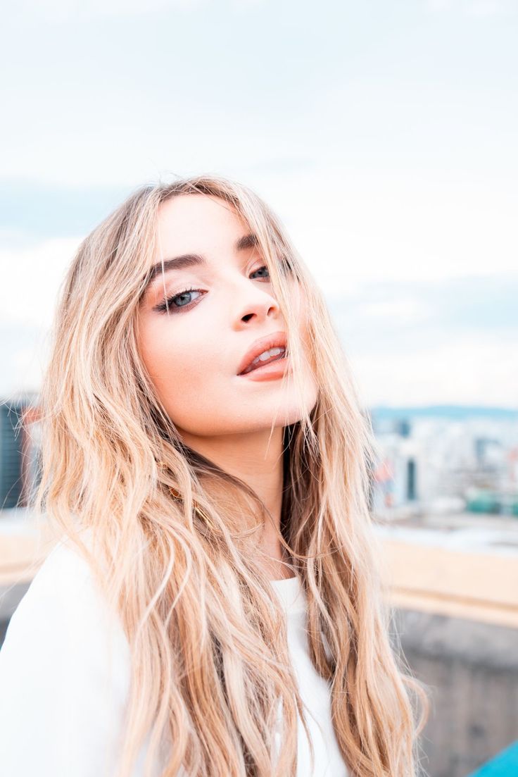 Sabrina Carpenter Beautiful Photoshoot Wallpapers