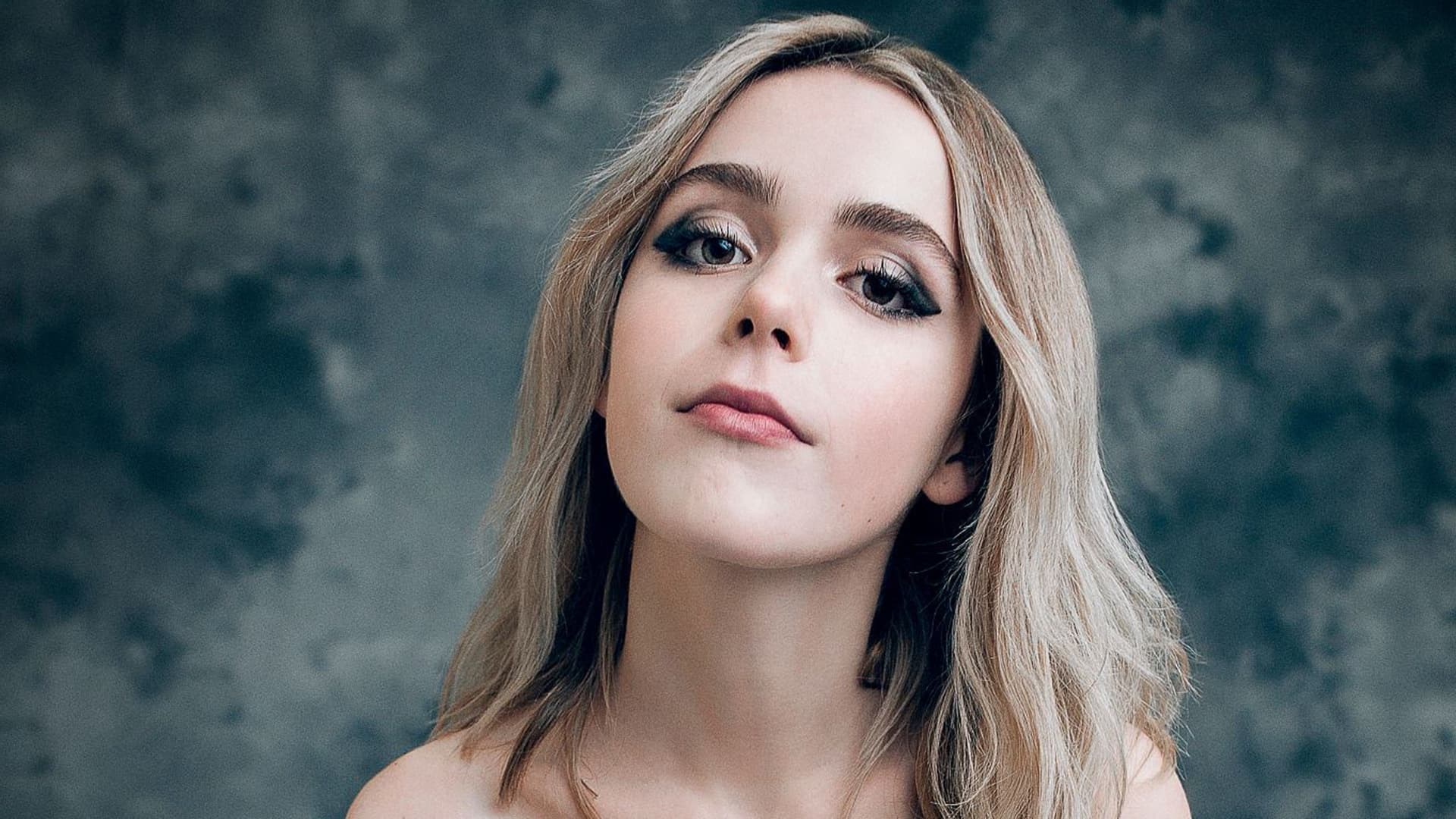 Sabrina Kiernan Shipka Wallpapers