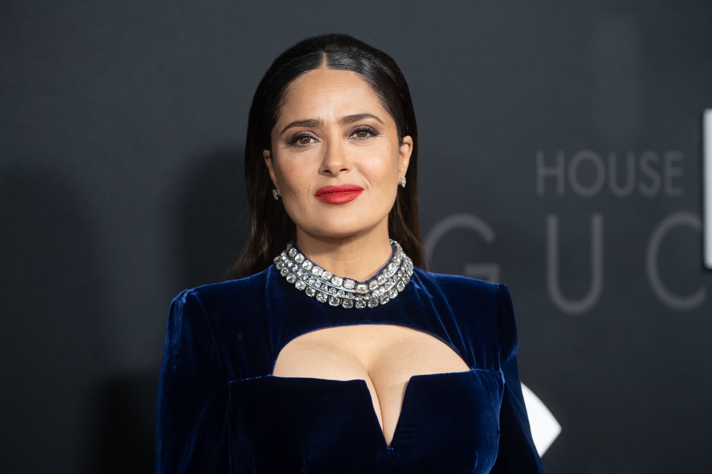 Salma Hayek Actress 2021 Wallpapers