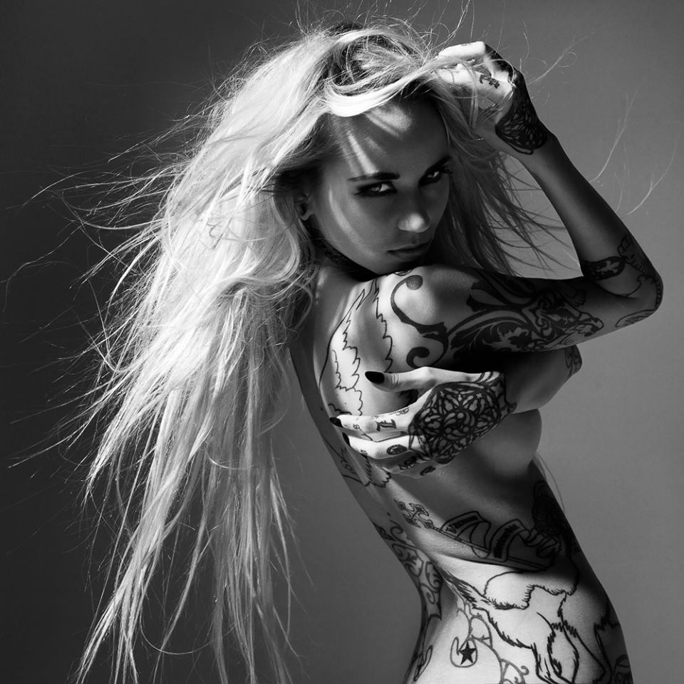 Sara Fabel Wallpapers