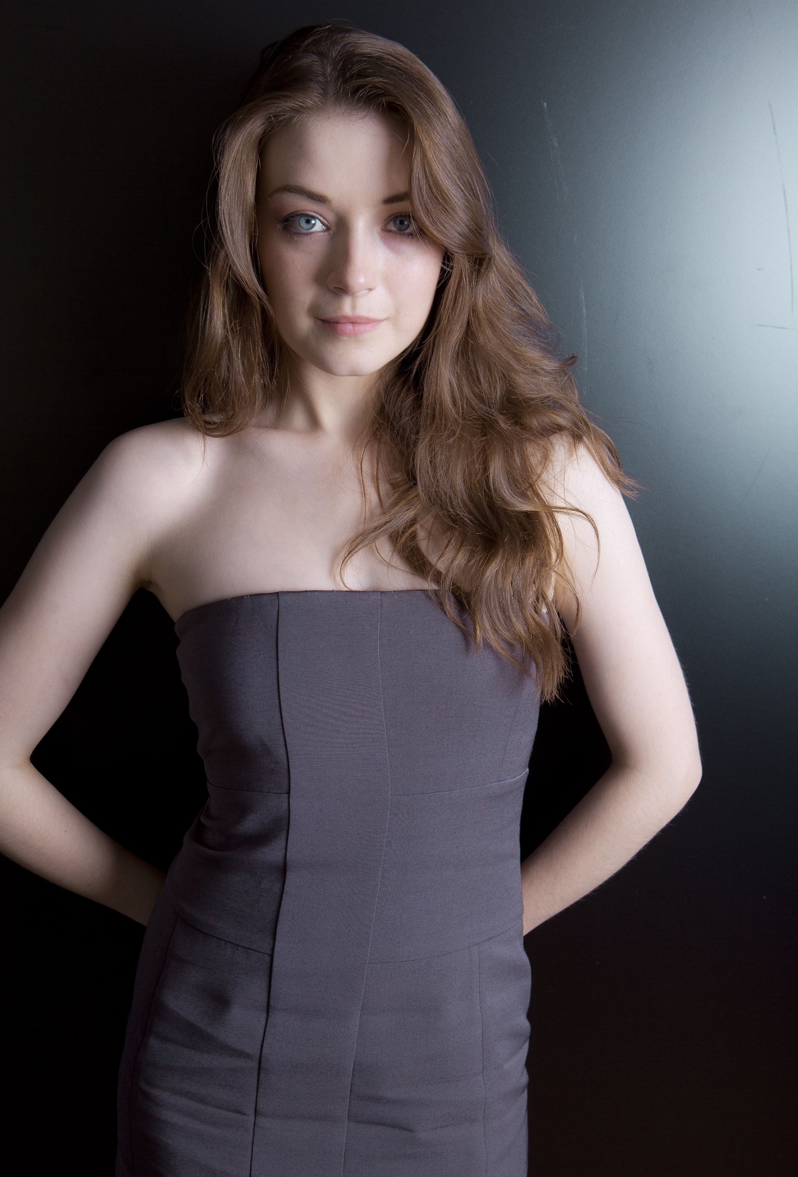 Sarah Bolger 2018 Comic Con Portrait Wallpapers