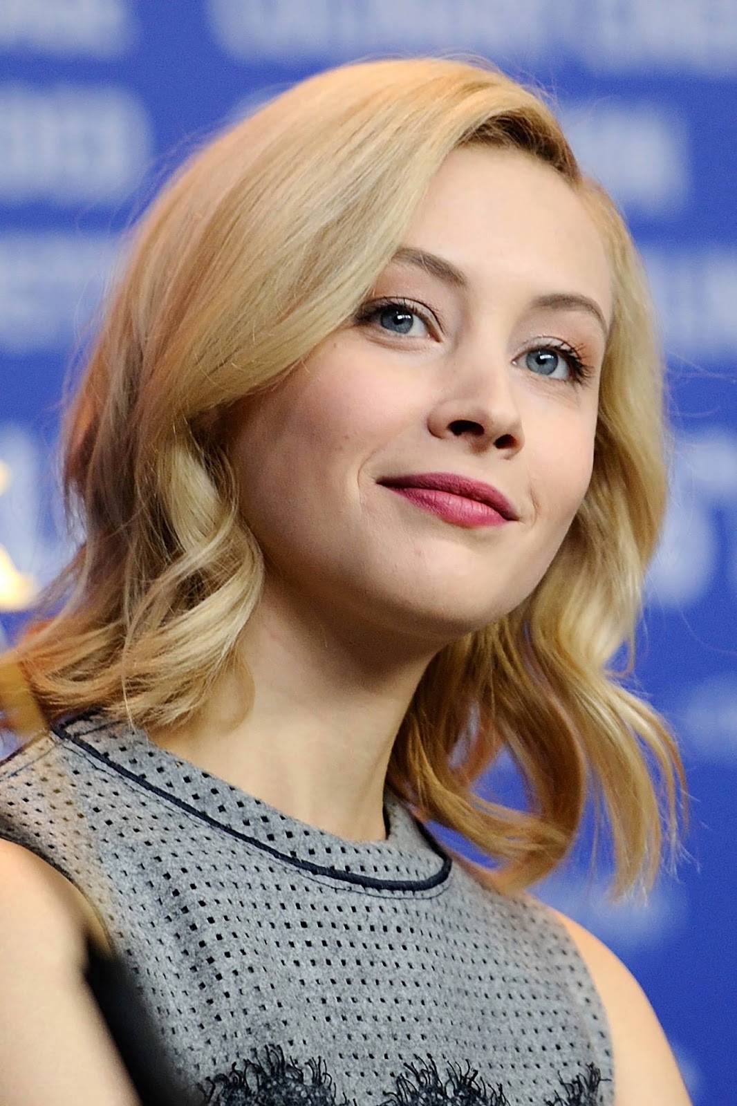 Sarah Gadon 2018 Wallpapers