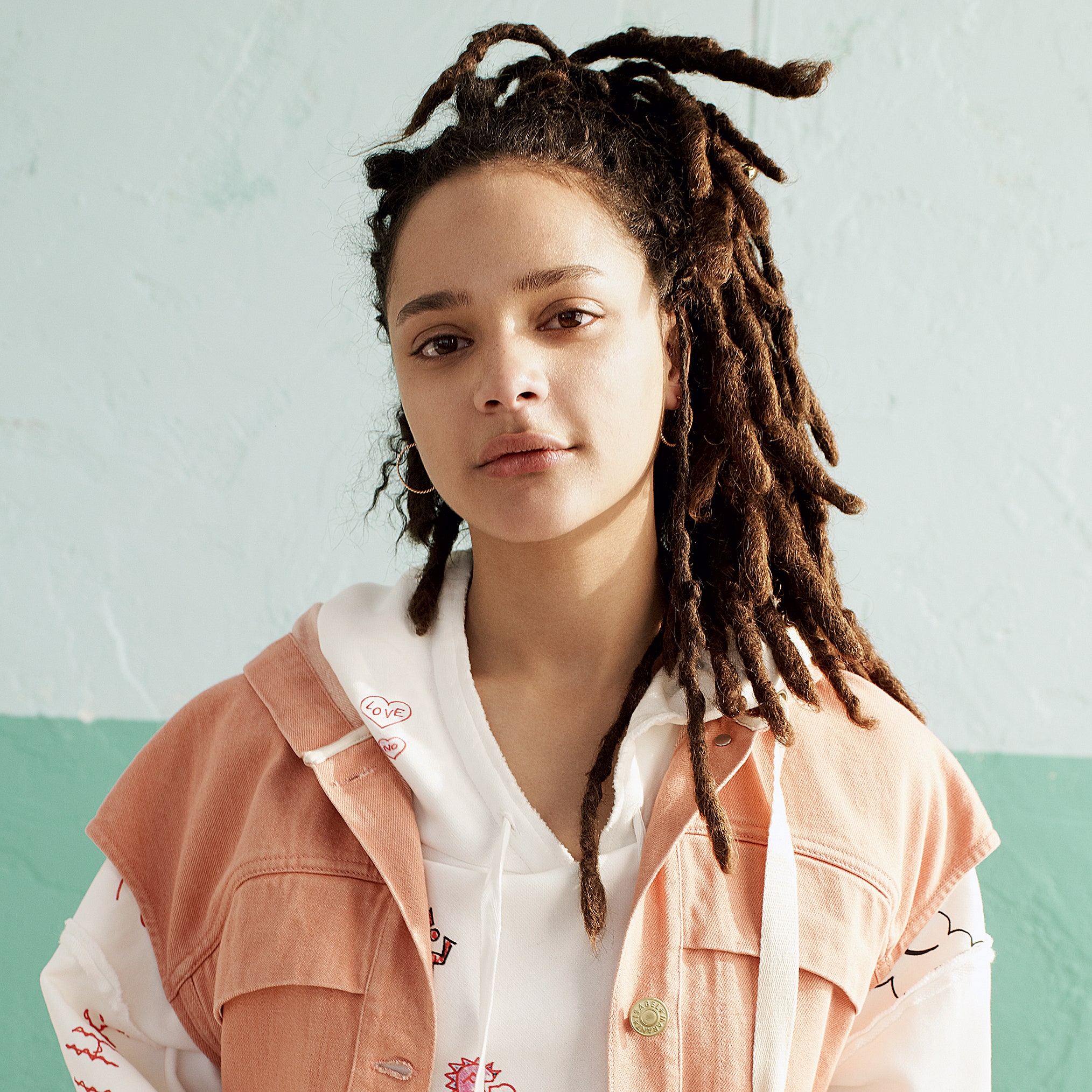 Sasha Lane Wallpapers