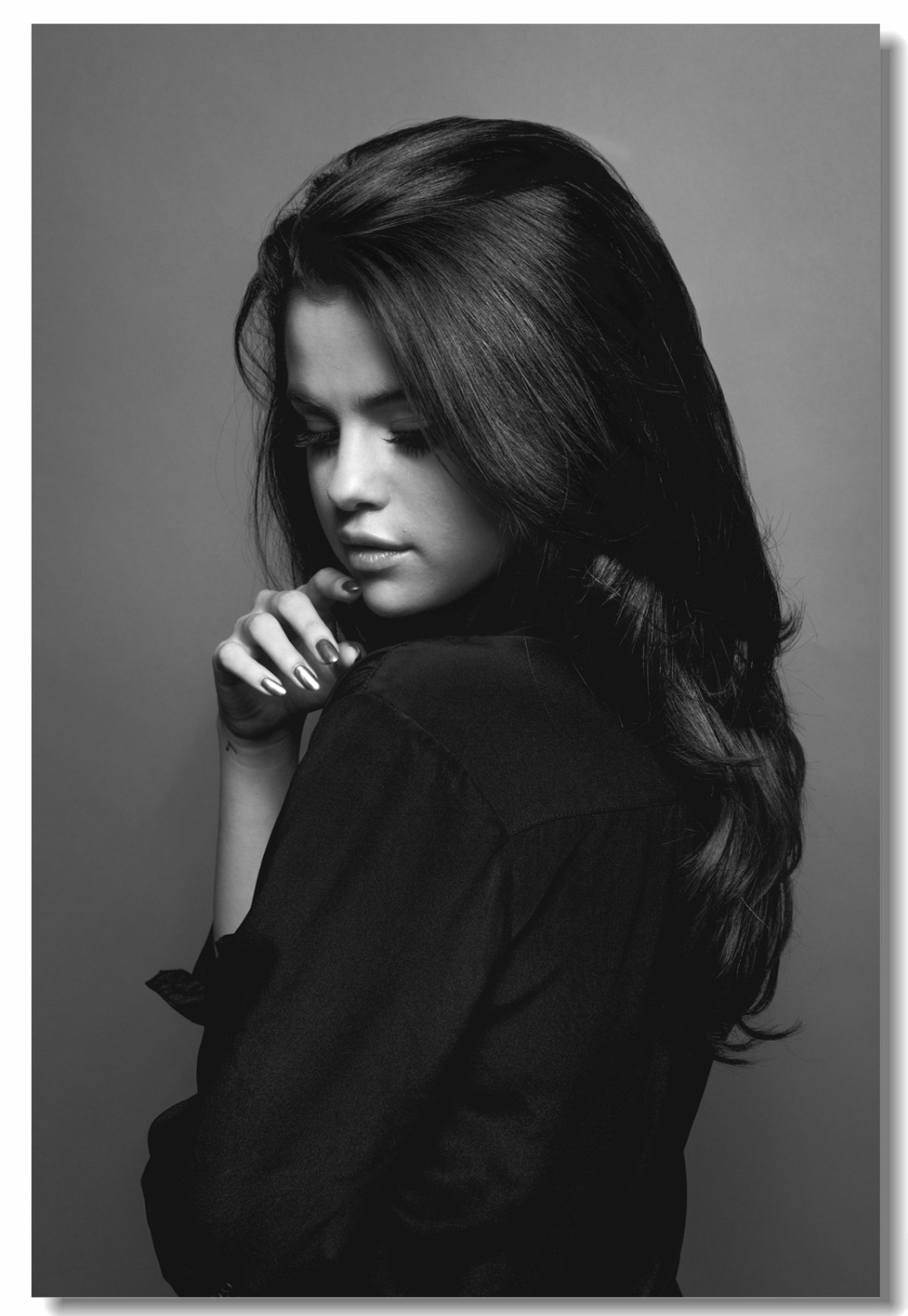 Selena Gomez Monochrome Wallpapers