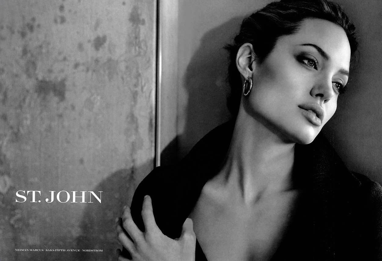 Sexy Angelina Jolie Wallpapers