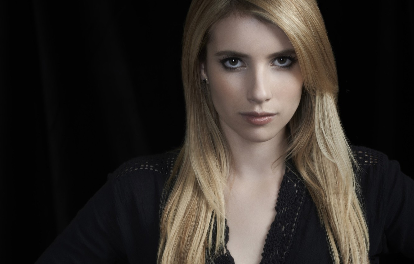 Sexy Emma Roberts Wallpapers