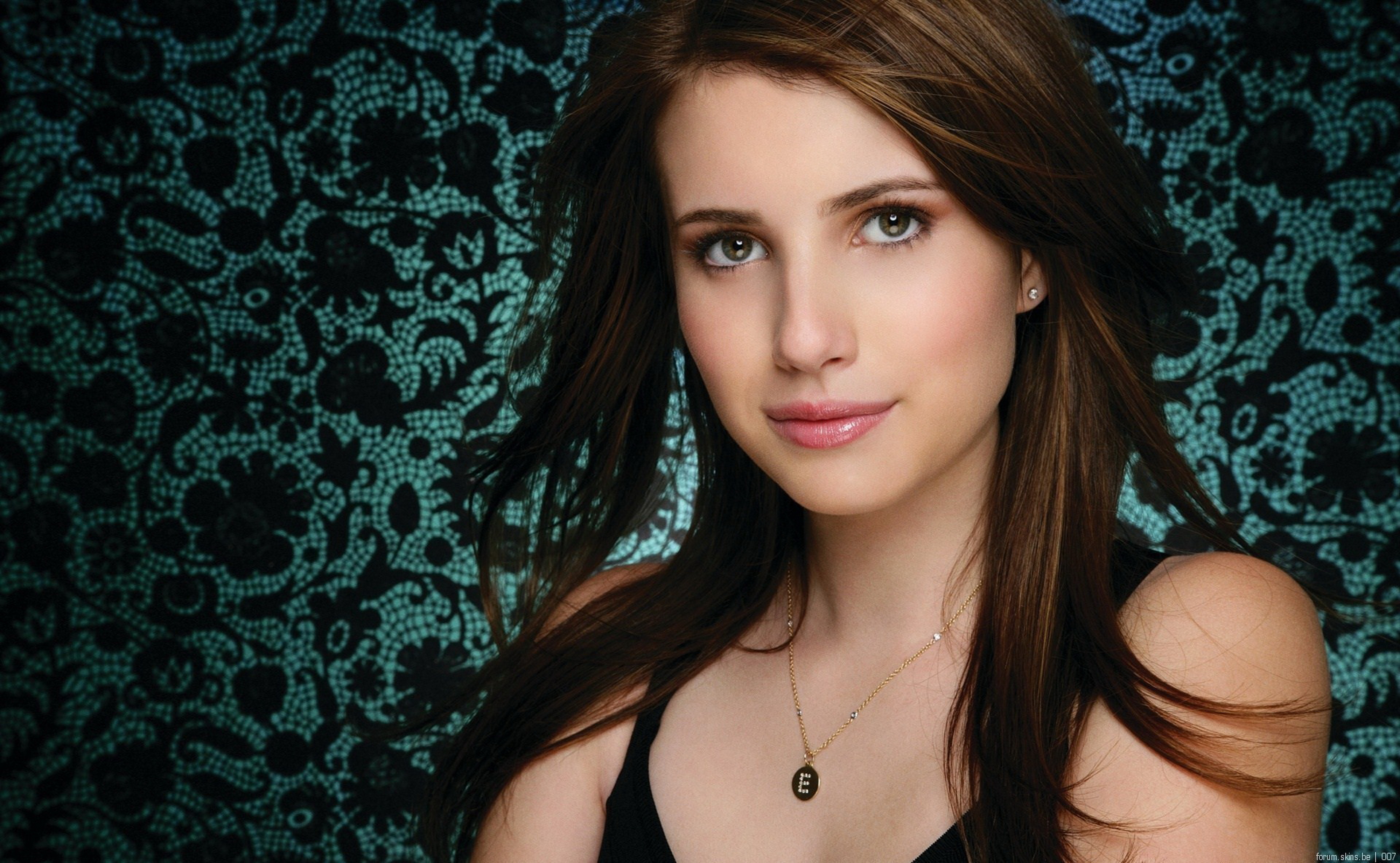 Sexy Emma Roberts Wallpapers