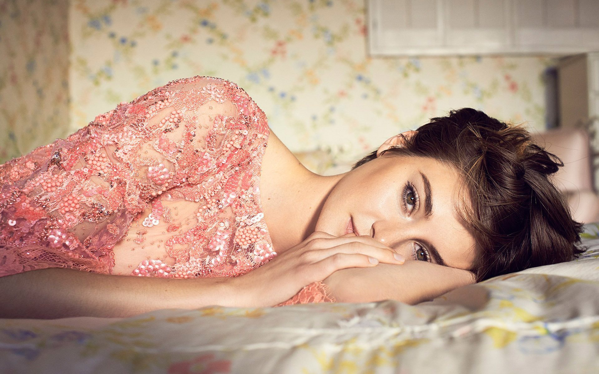 Shailene Woodley Actress Wallpapers