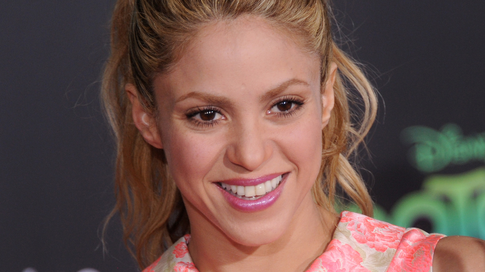 Shakira HD Singer 2021 Wallpapers