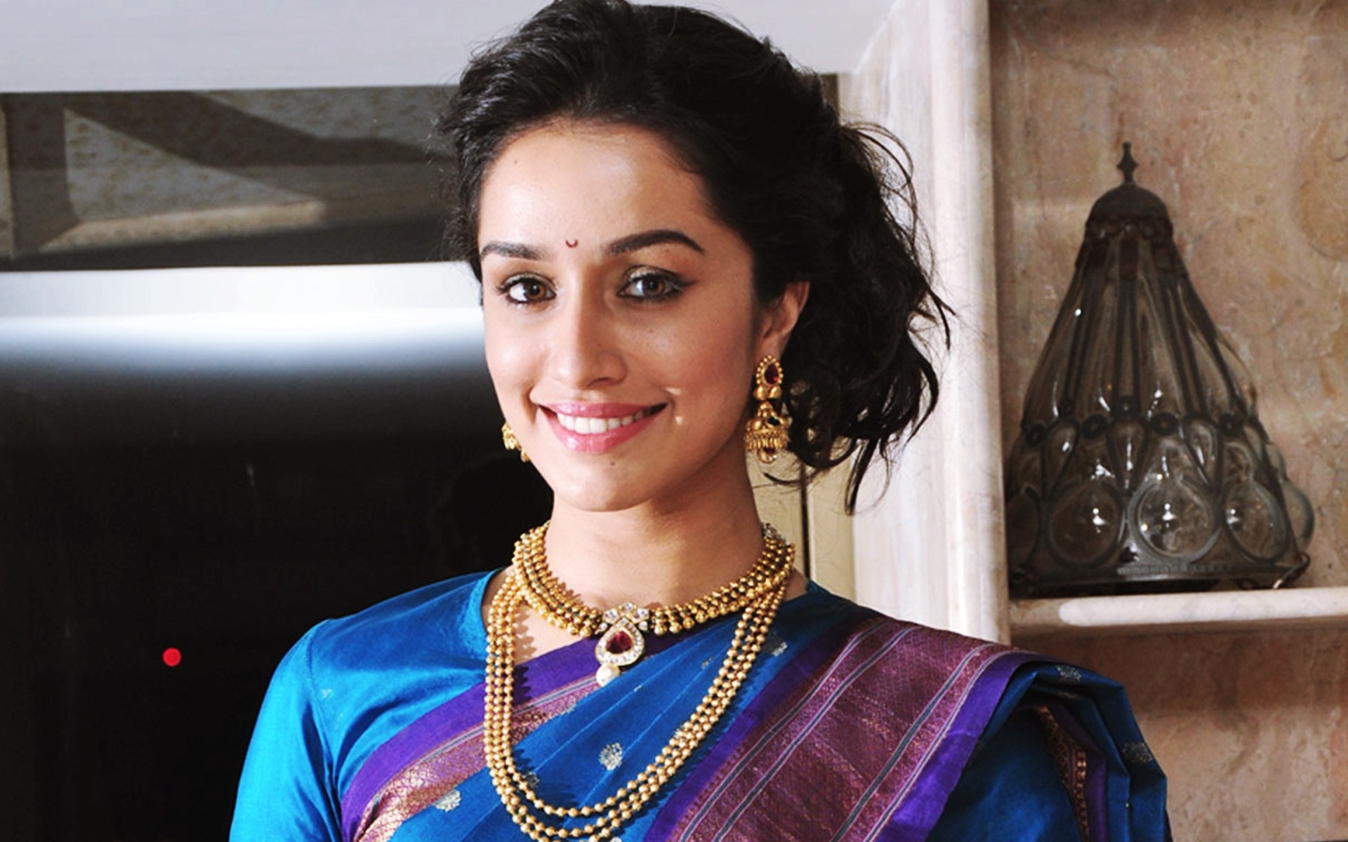 Shraddha Kapoor Wallpapers