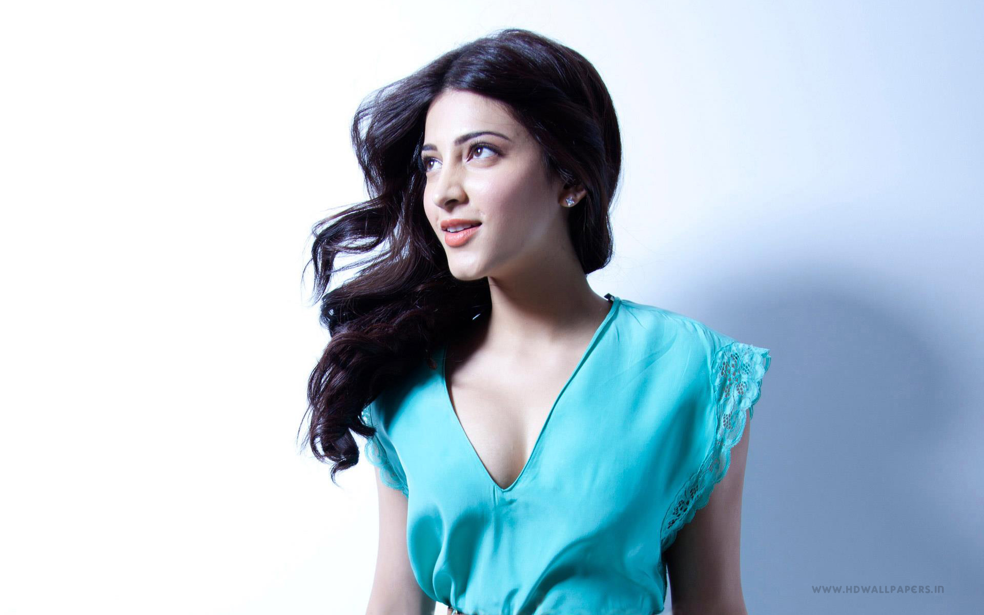 Shruti Haasan Wallpapers