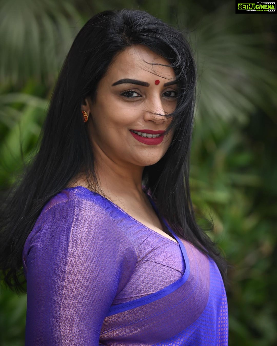 Shweta Menon Wallpapers