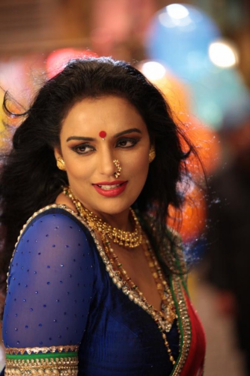 Shweta Menon Wallpapers