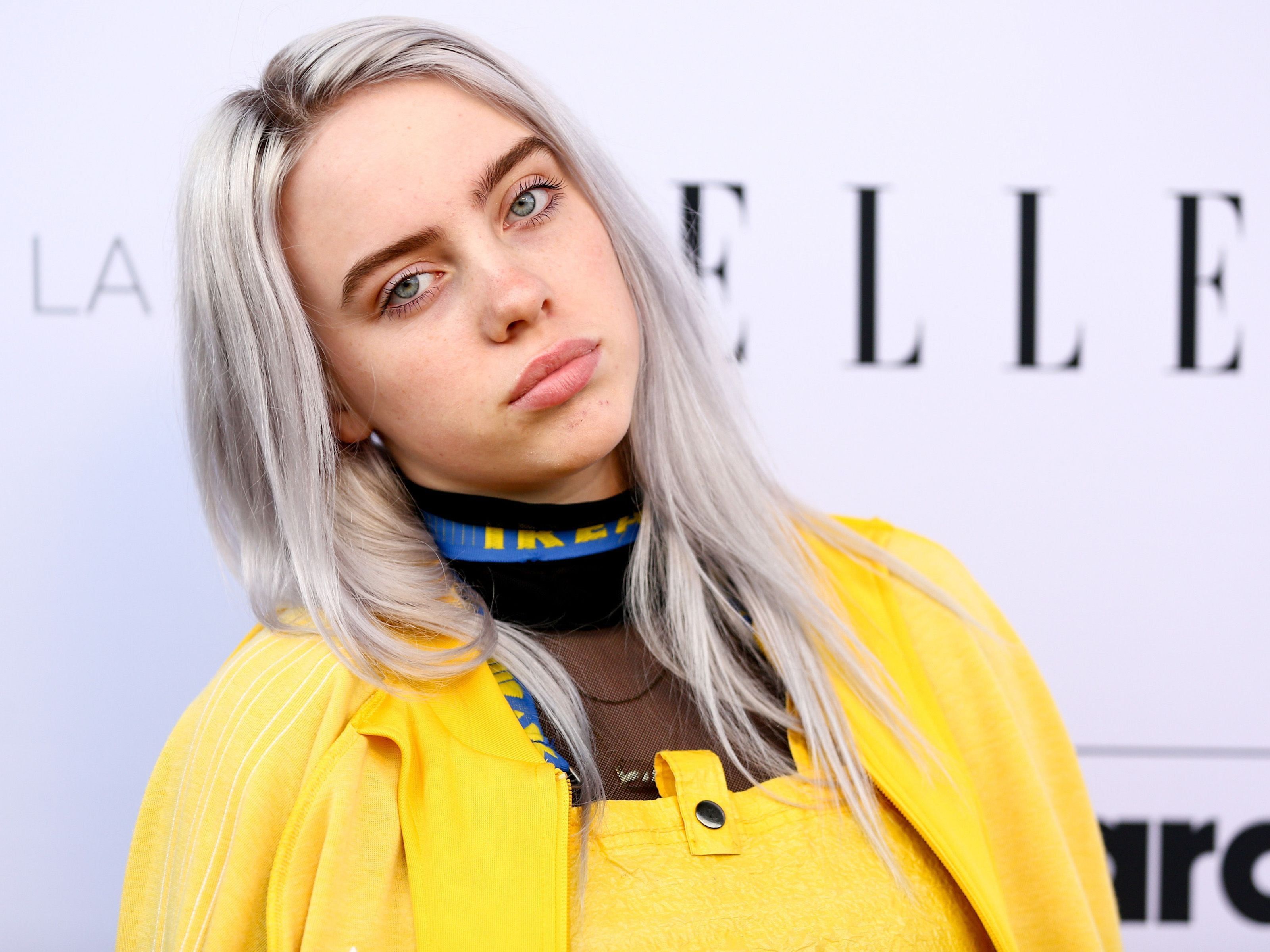 Singer Billie Eilish Face Wallpapers