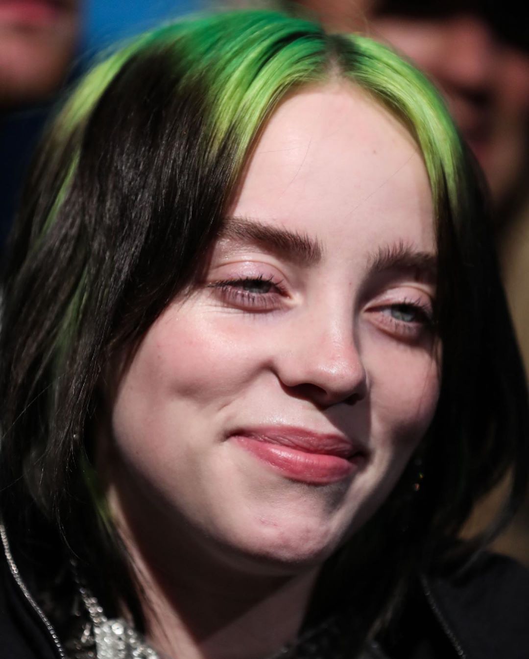 Singer Billie Eilish Face Wallpapers