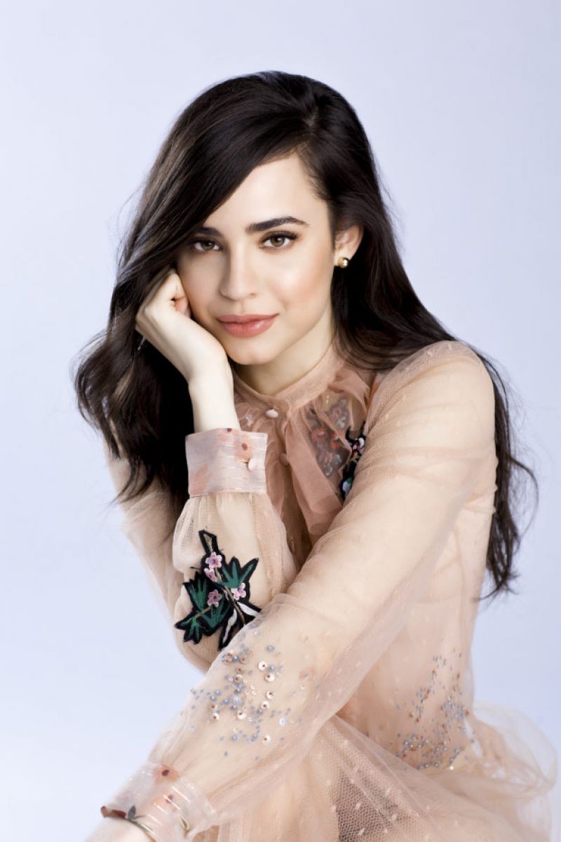 Sofia Carson Wallpapers