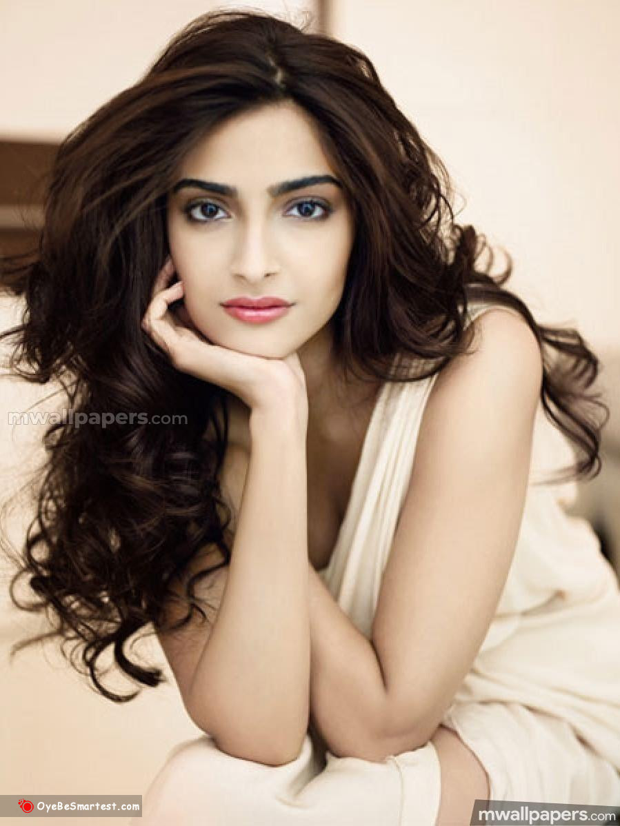 Sonam Kapoor Wallpapers