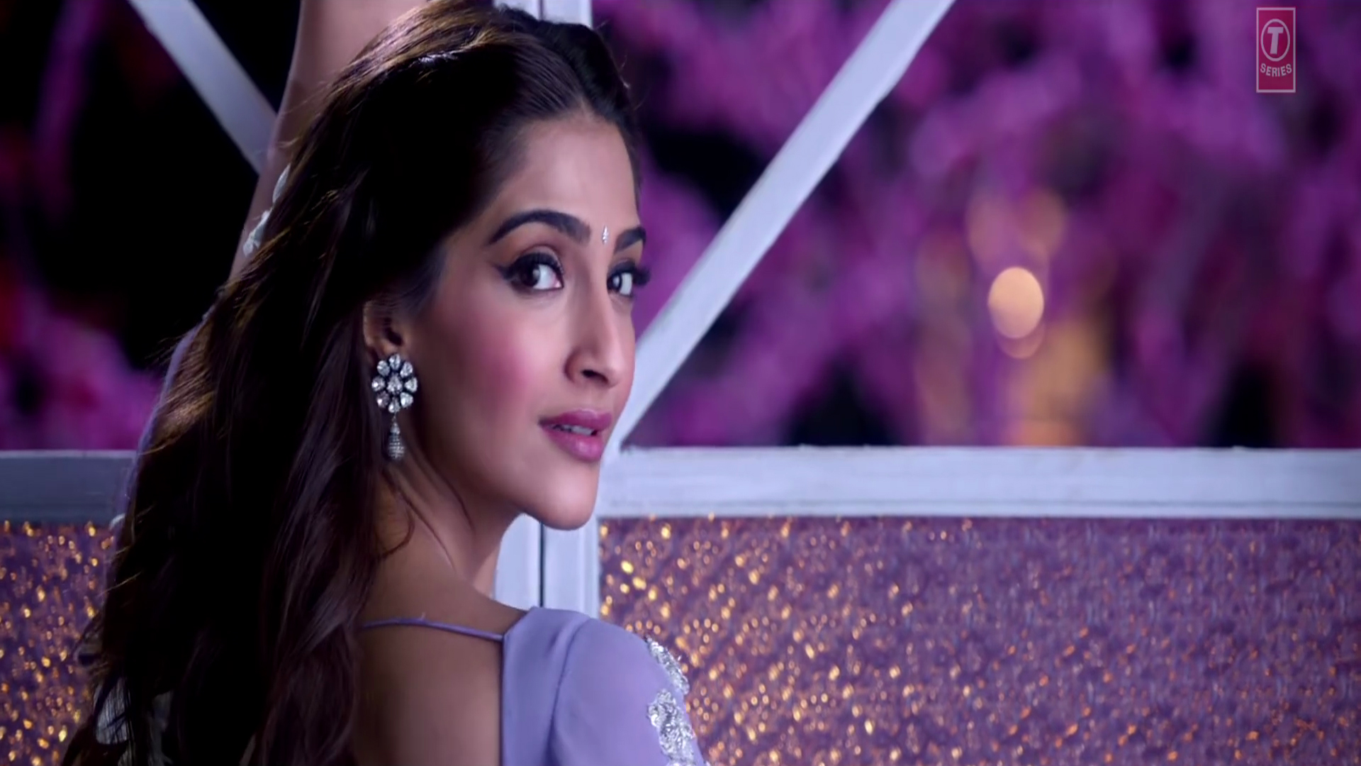 Sonam Kapoor Wallpapers