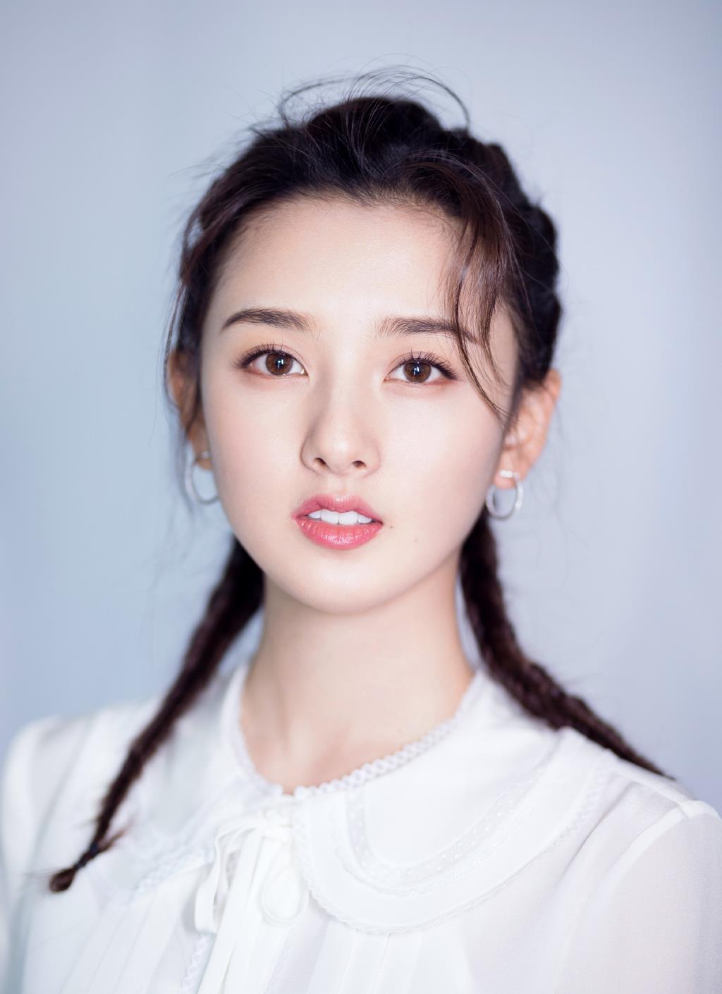 Song Zu Er Chinese Actress Wallpapers