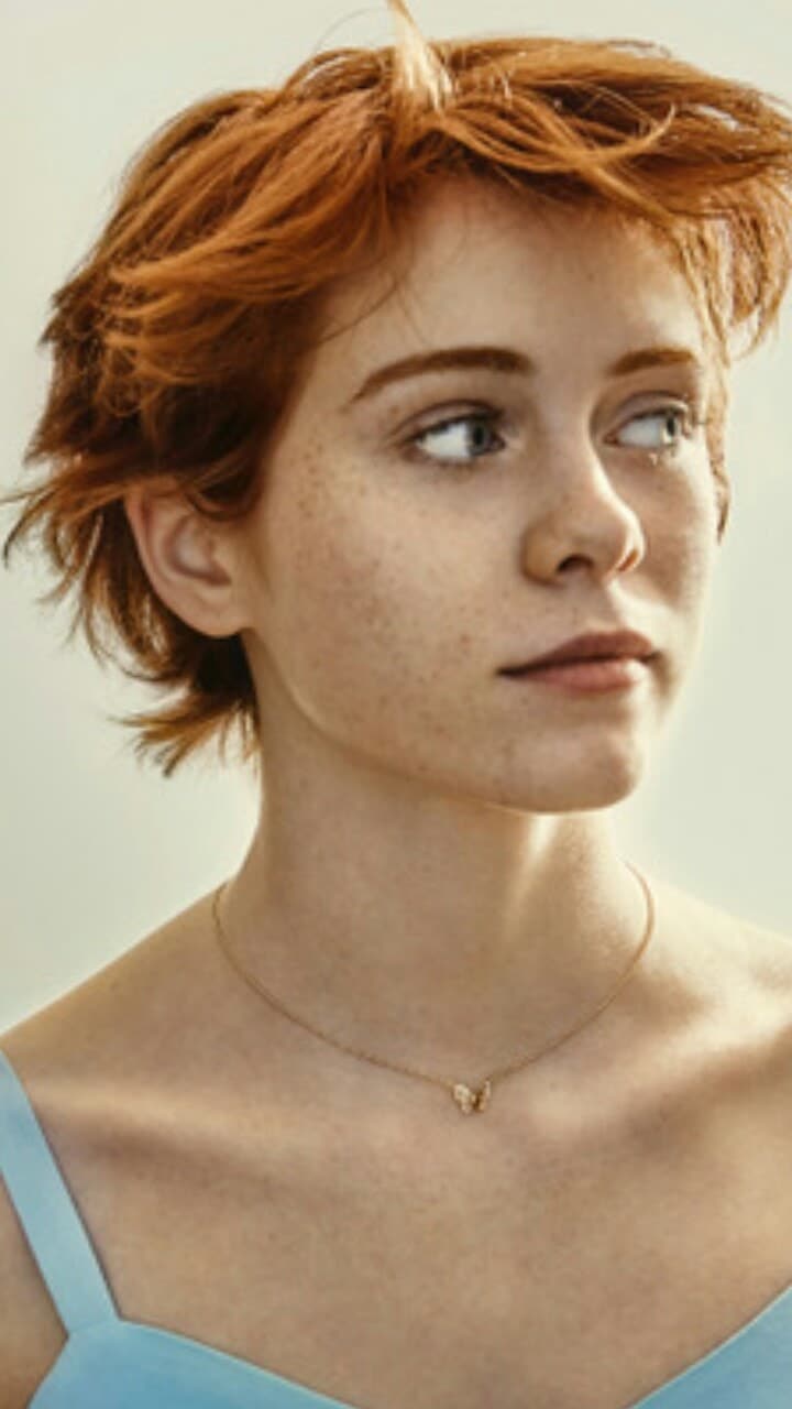 Sophia Lillis 2020 Wallpapers