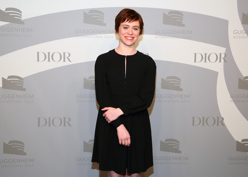 Sophia Lillis Black Dress Wallpapers