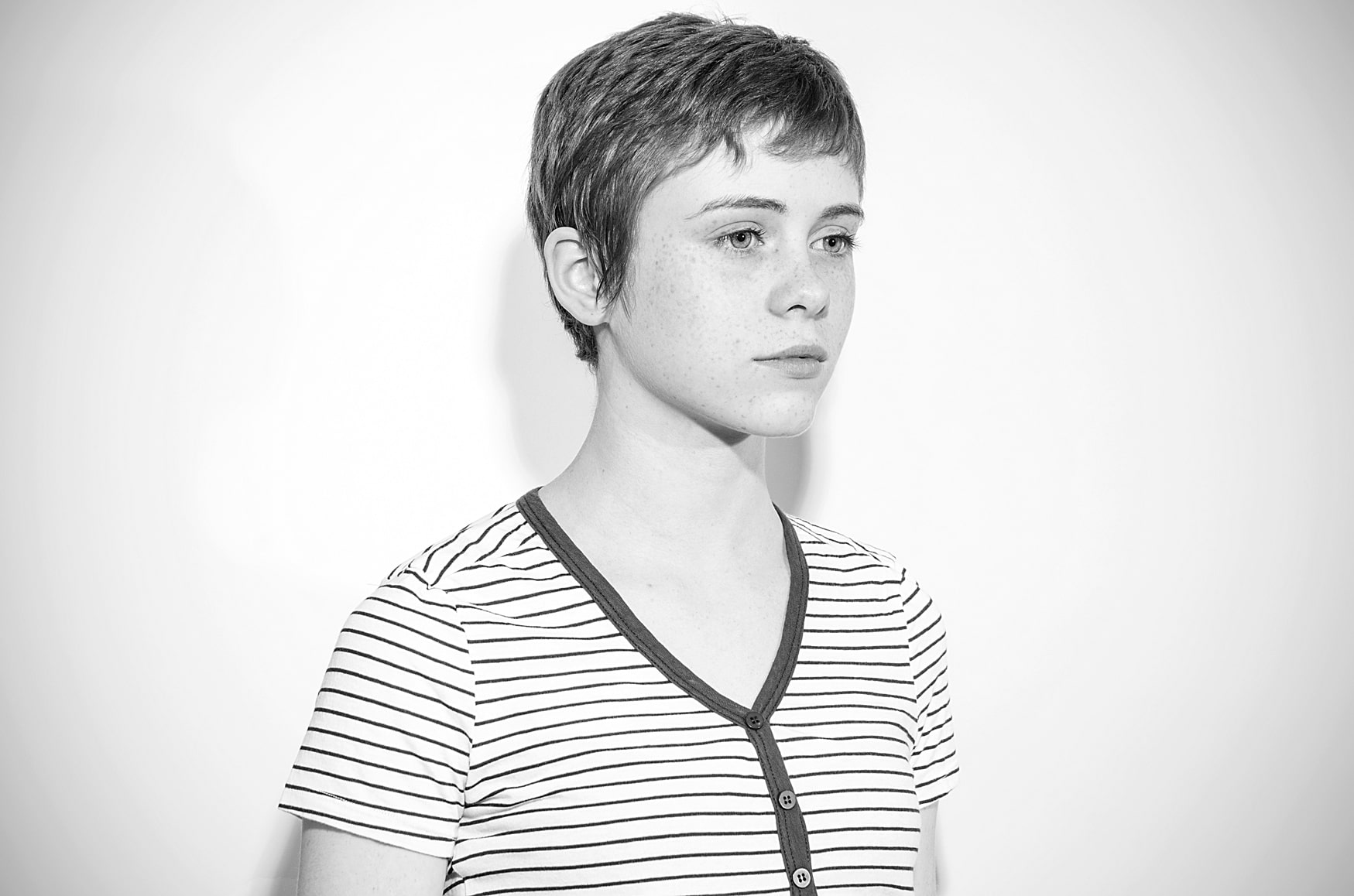 Sophia Lillis Candid Photoshoot Wallpapers