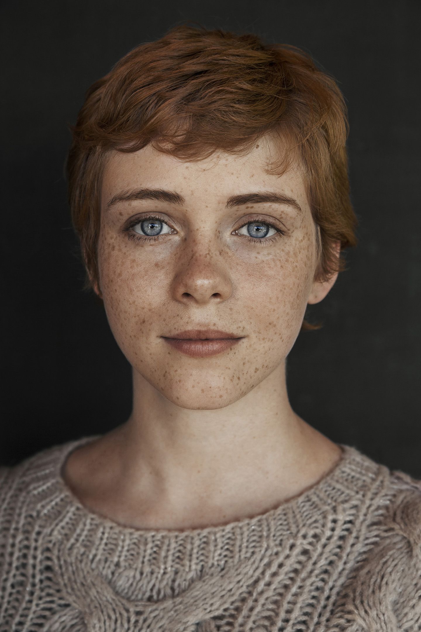 Sophia Lillis New Wallpapers