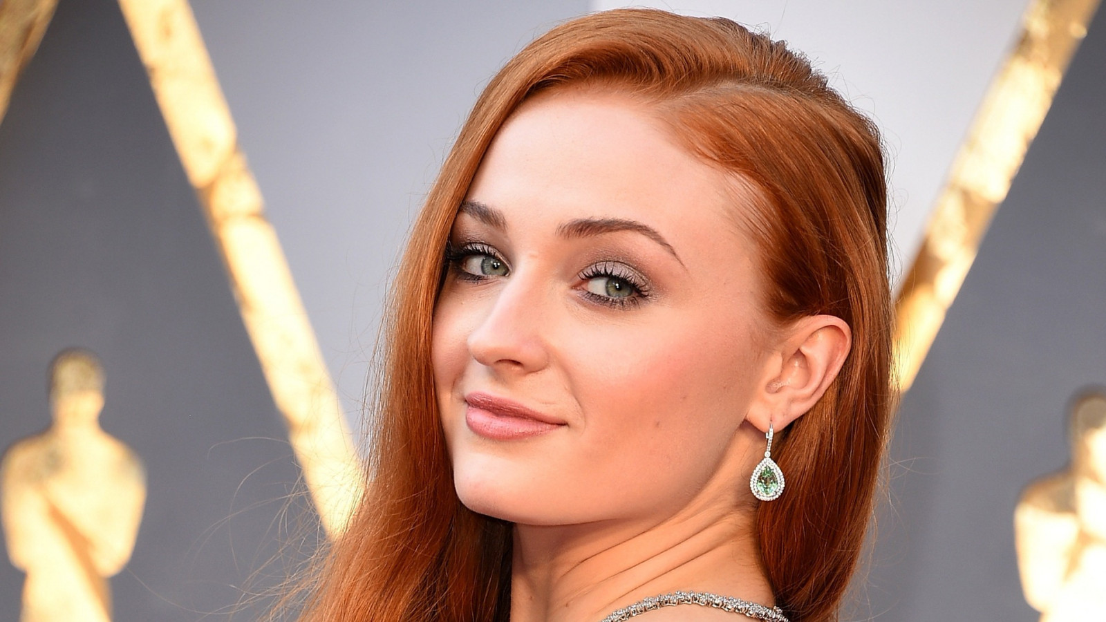 Sophie Turner Wallpapers