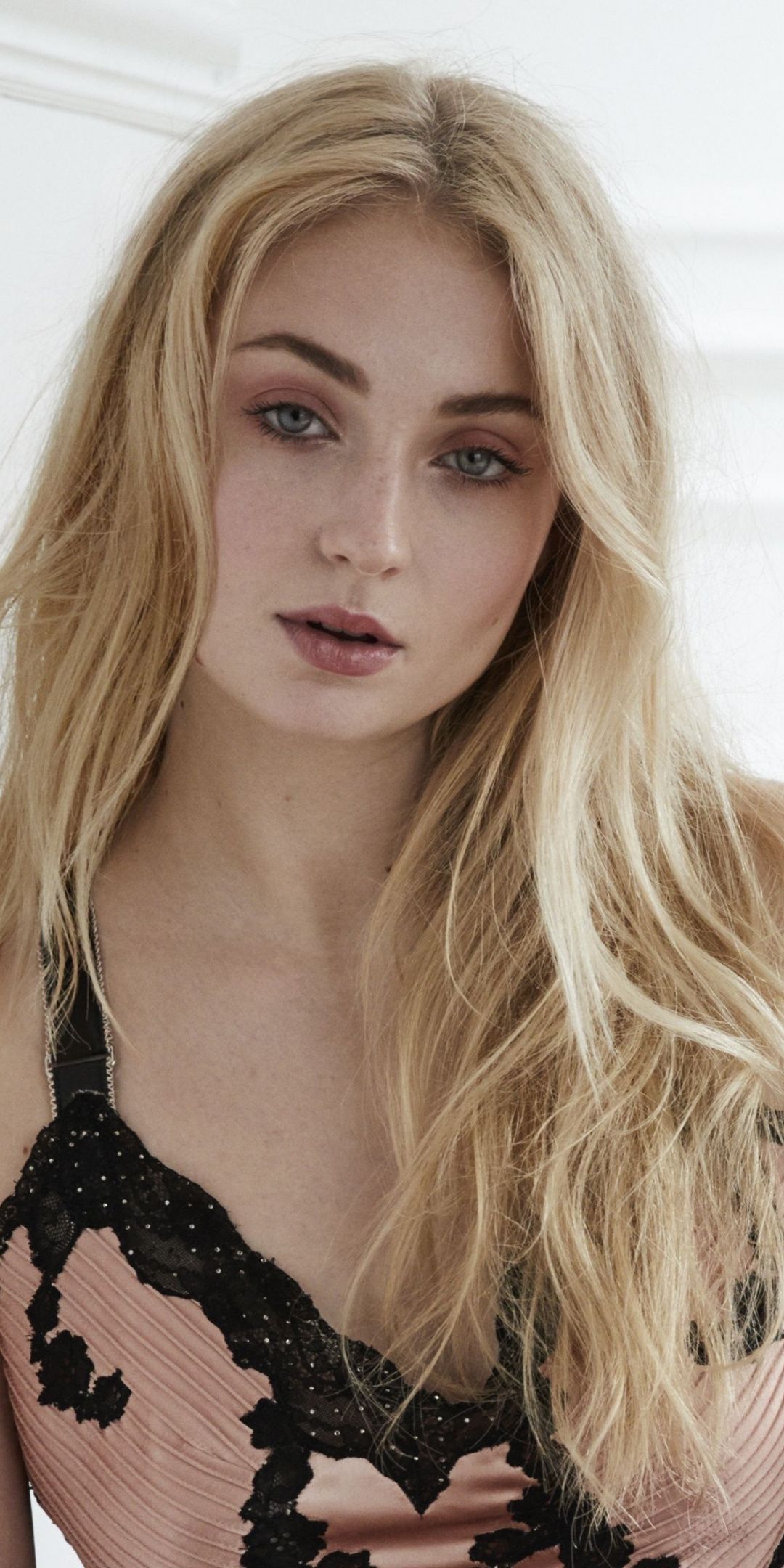 Sophie Turner GQ Magazine Photo Shoot Wallpapers