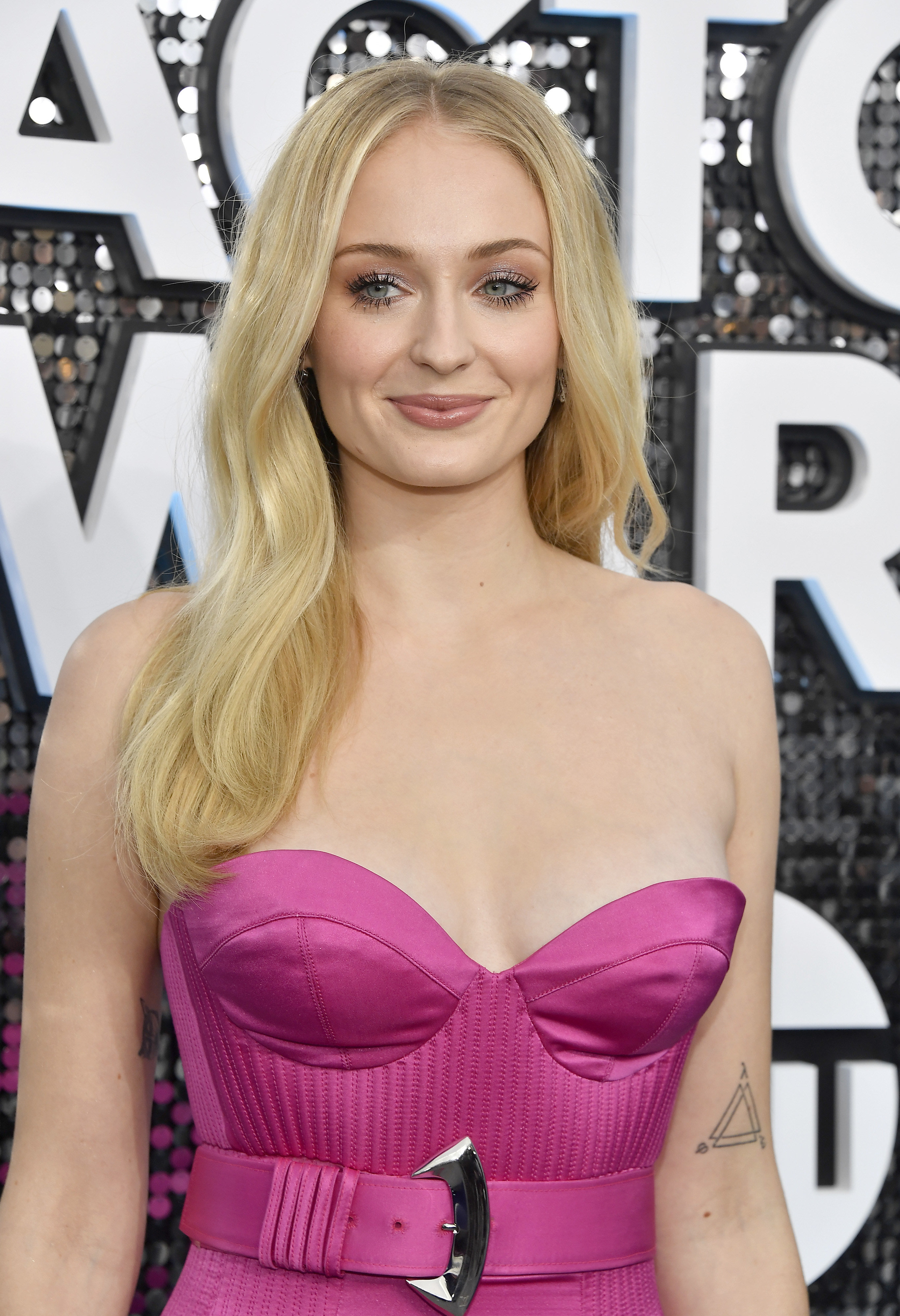 Sophie Turner in Black Dress with Dog Wallpapers