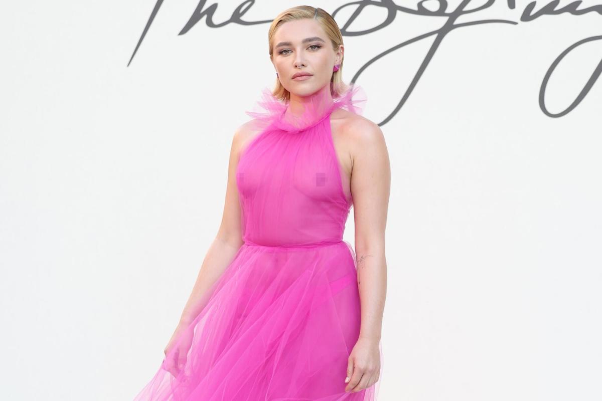 Stunning Florence Pugh Wallpapers