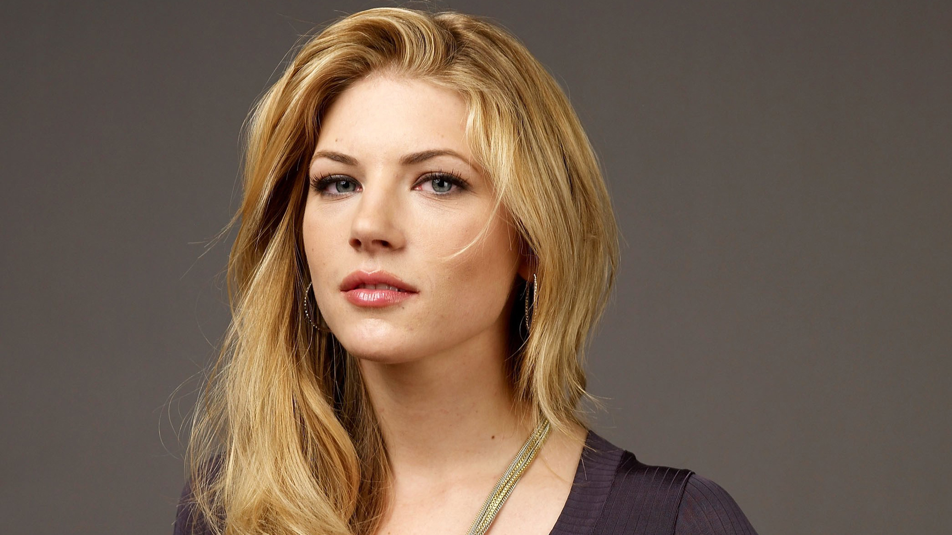 Stunning Katheryn Winnick Vikings Wallpapers