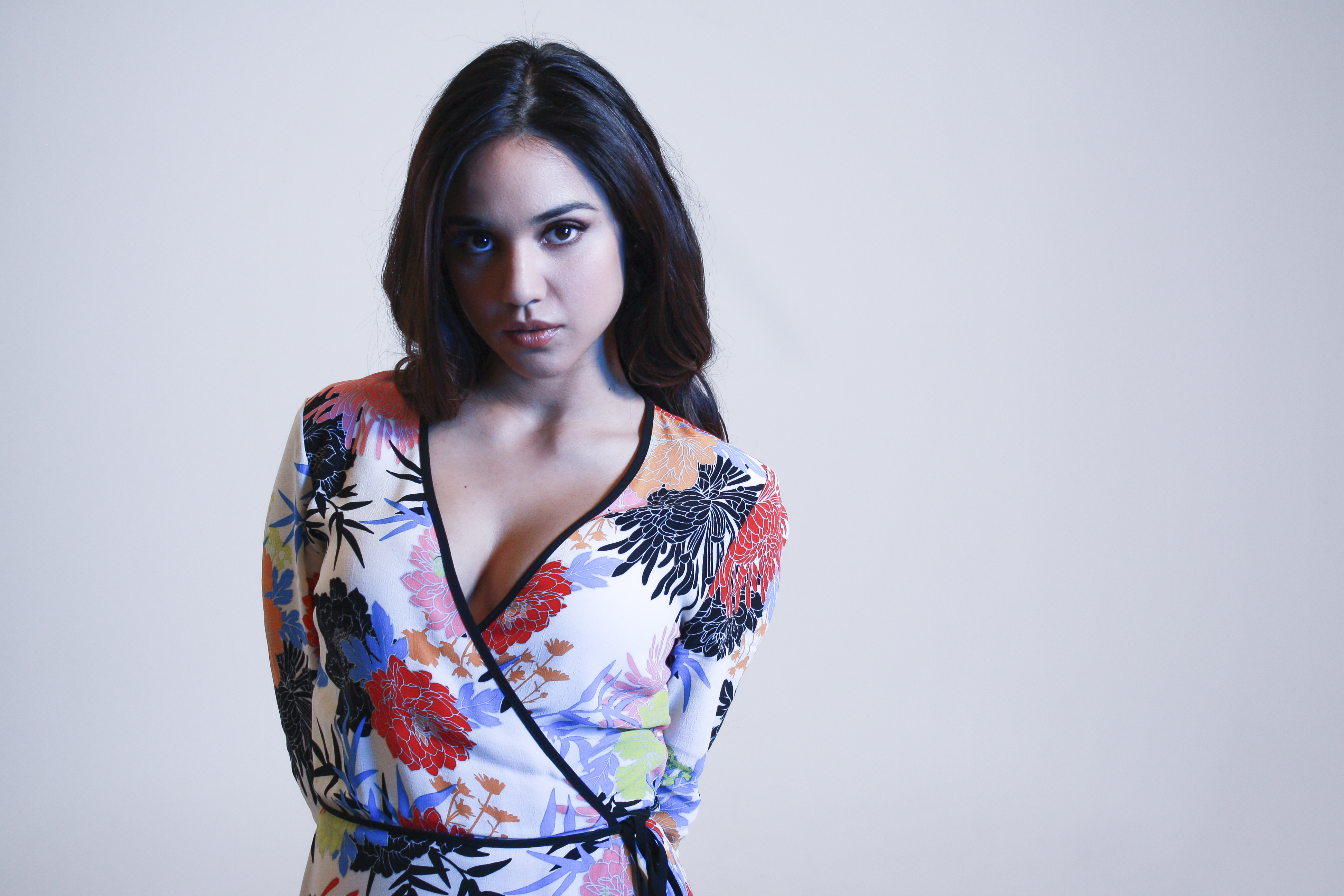 Summer Bishil Wallpapers