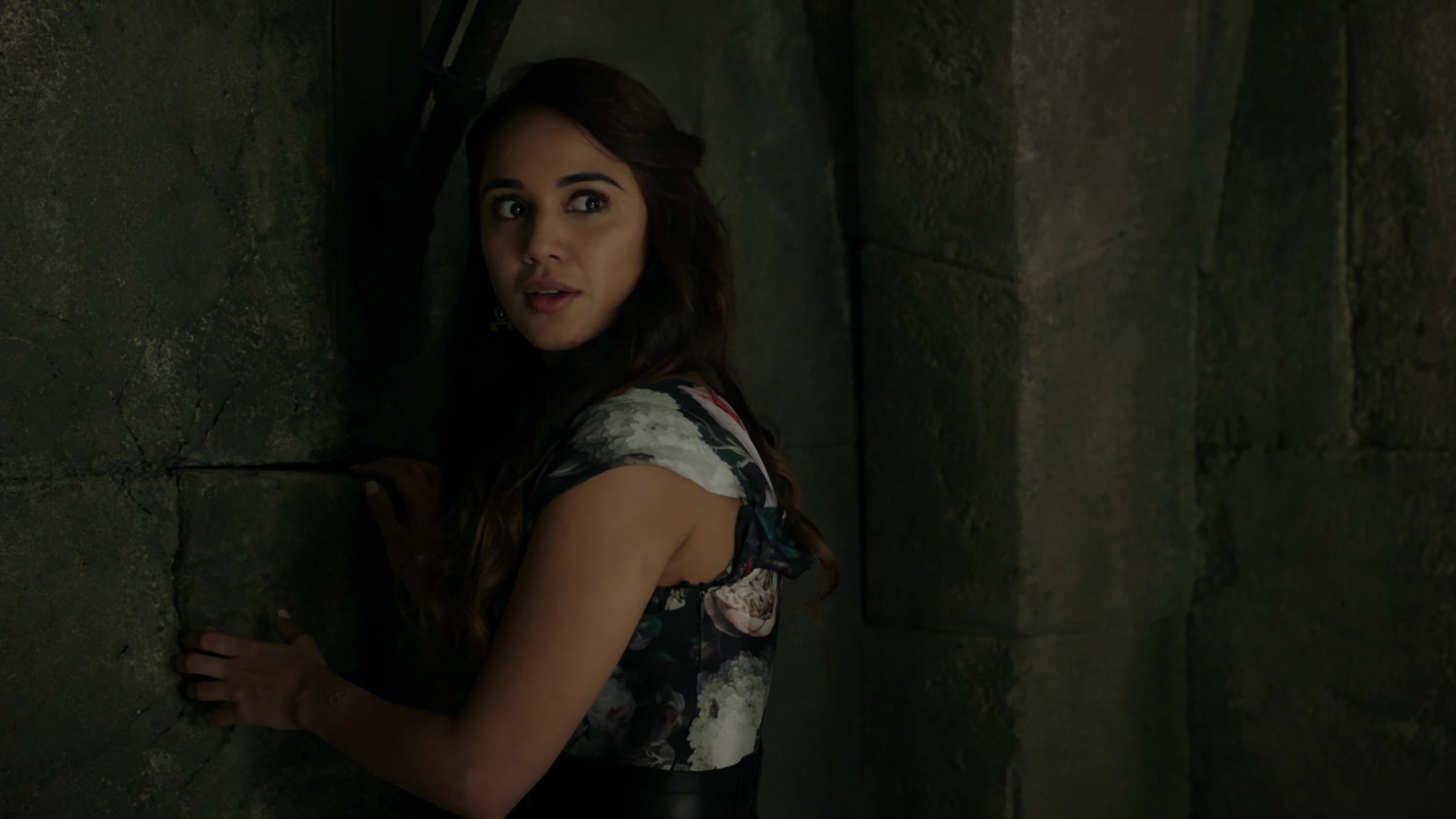 Summer Bishil Wallpapers