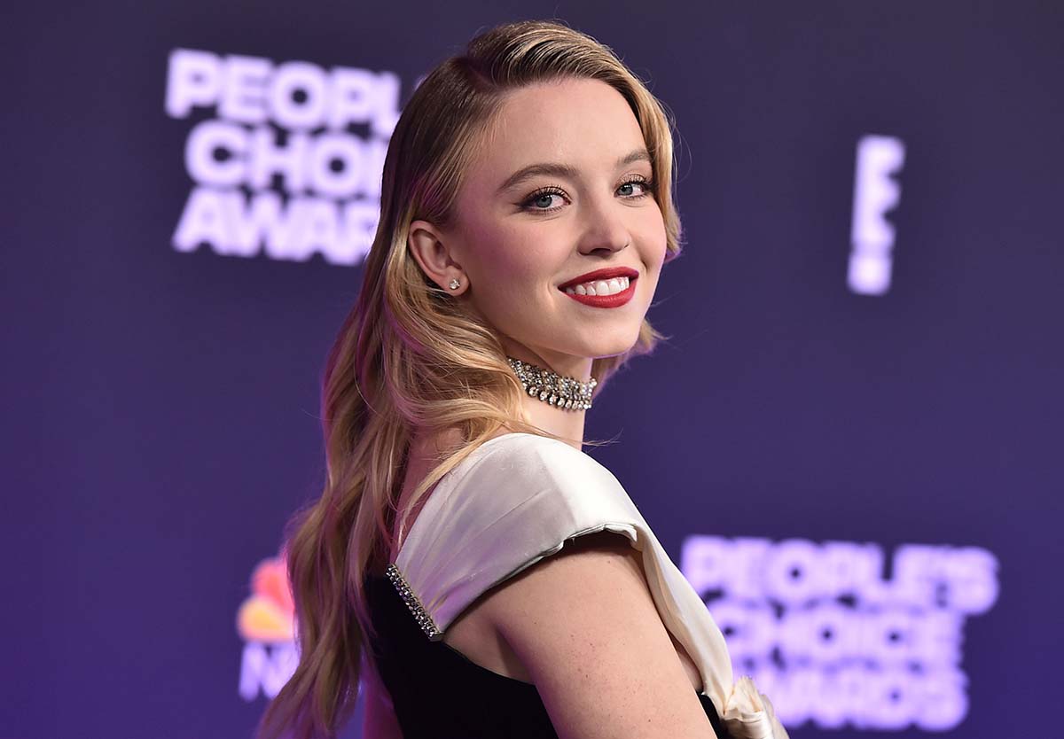 Sydney Sweeney Face 2020 Wallpapers