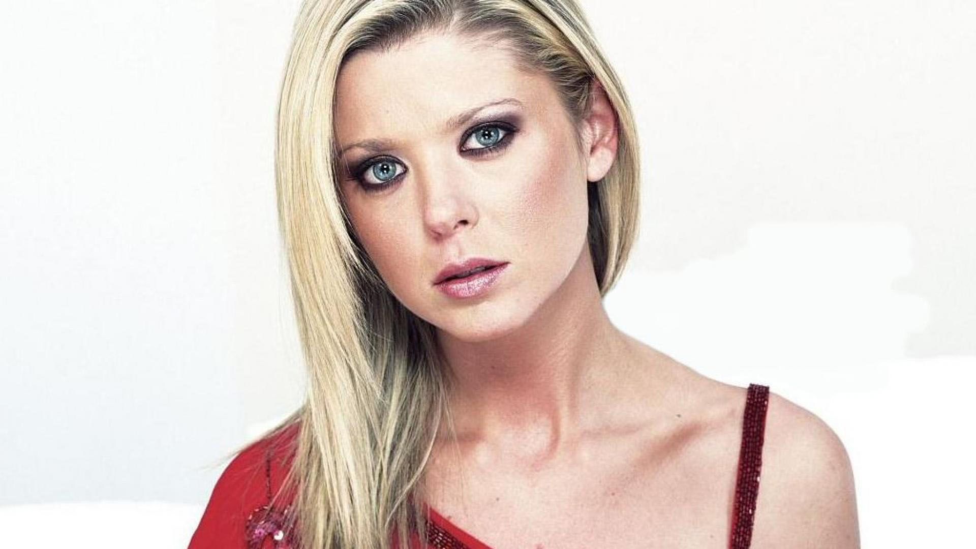 Tara Reid Wallpapers