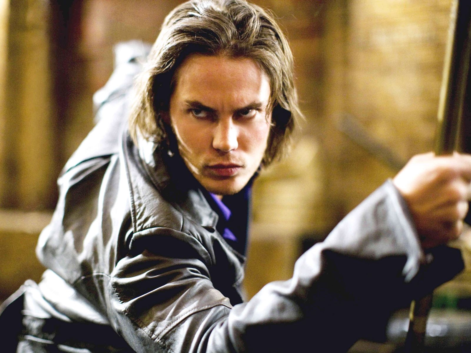 Taylor Kitsch Wallpapers