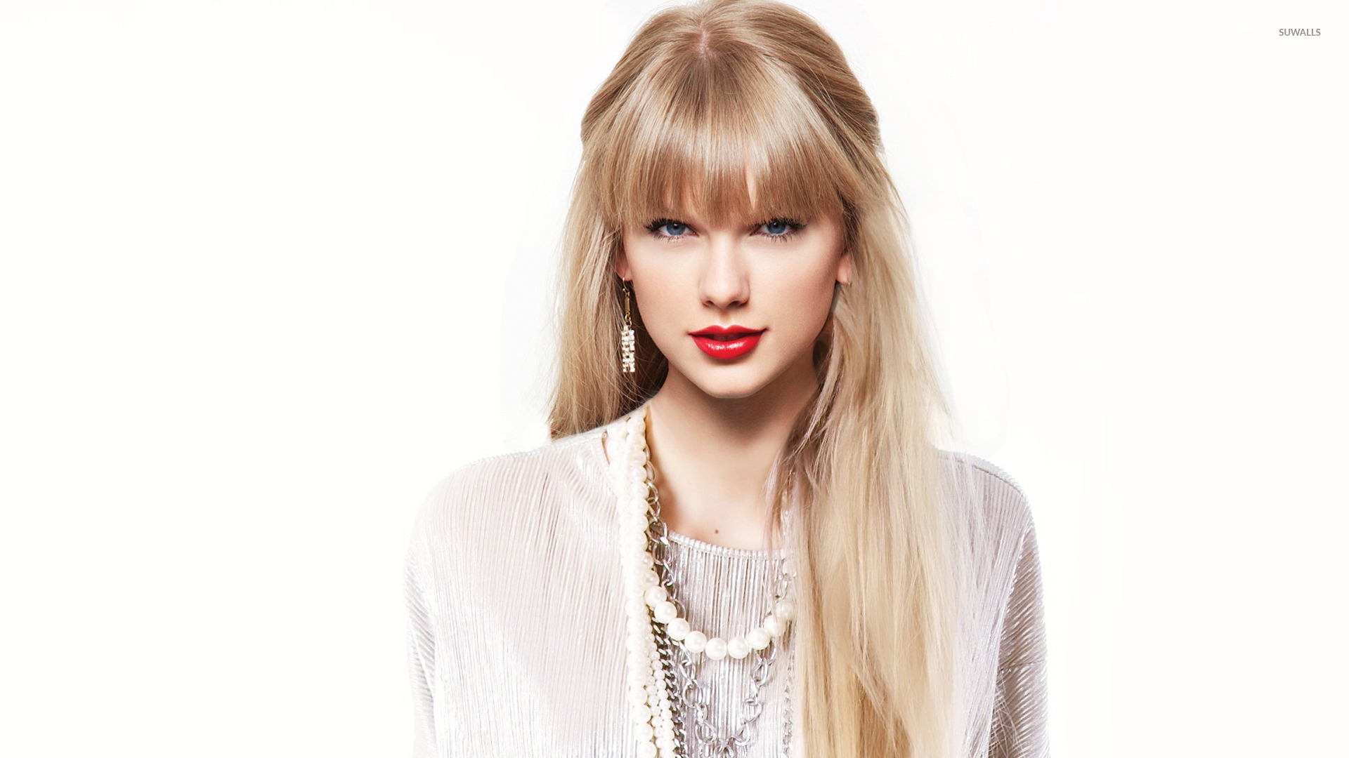 Taylor Swift Portrait Wallpapers