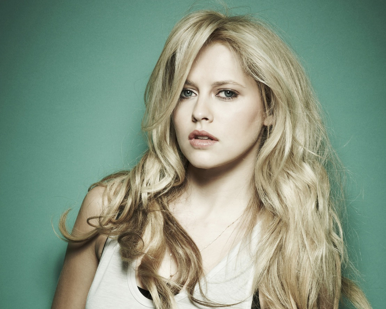 Teresa Palmer Wallpapers