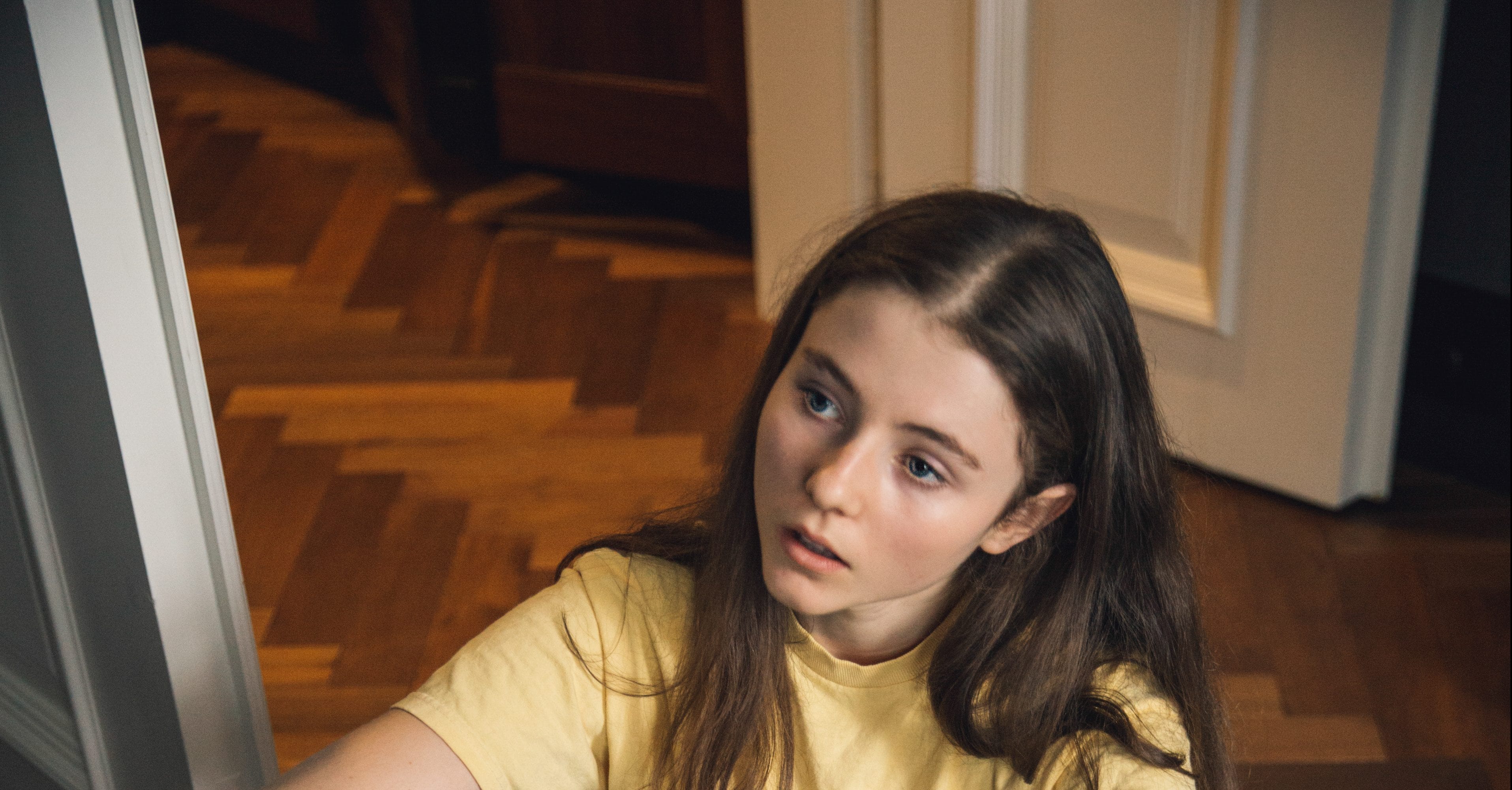 Thomasin McKenzie 4K Wallpapers