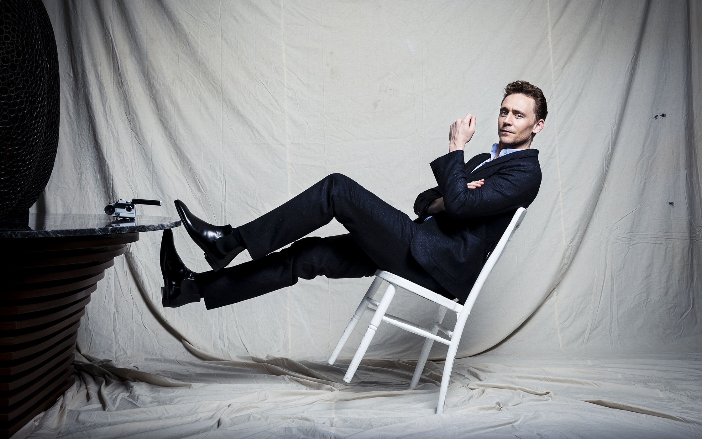 Tom Hiddleston Wallpapers