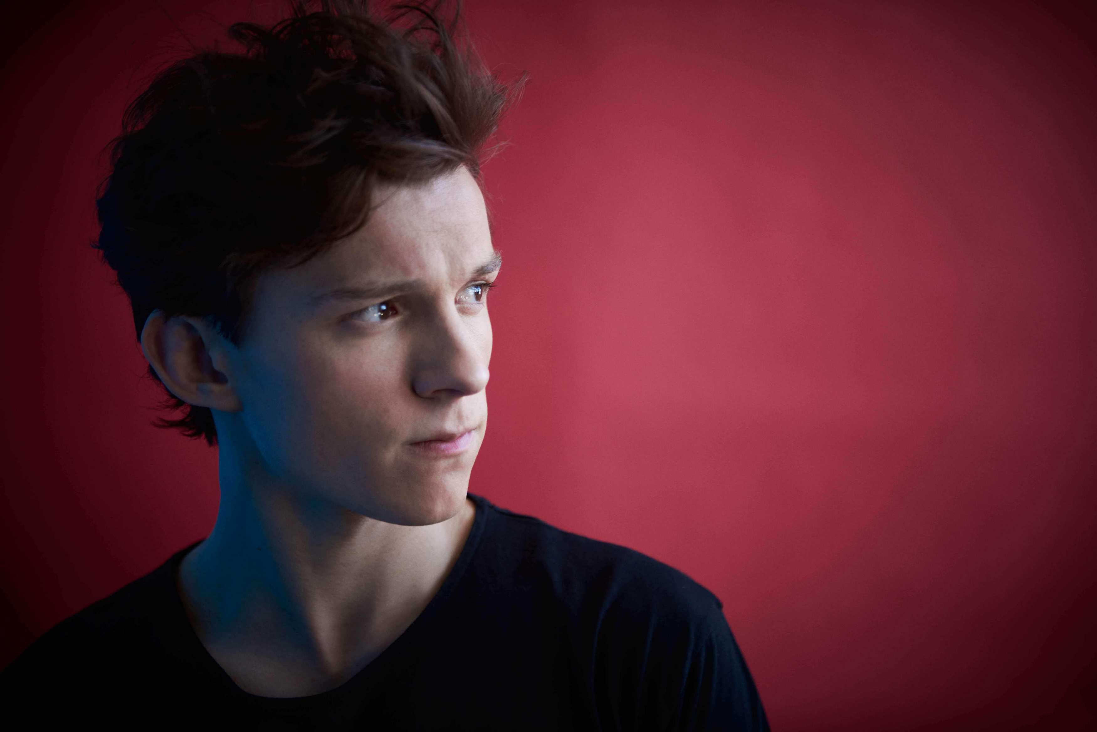 Tom Holland HD Wallpapers