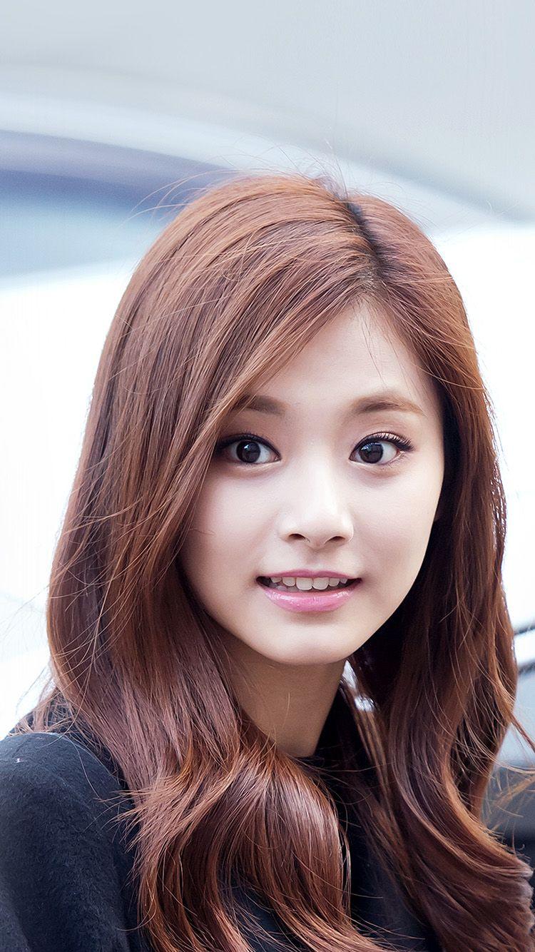 Tzuyu Face Wallpapers