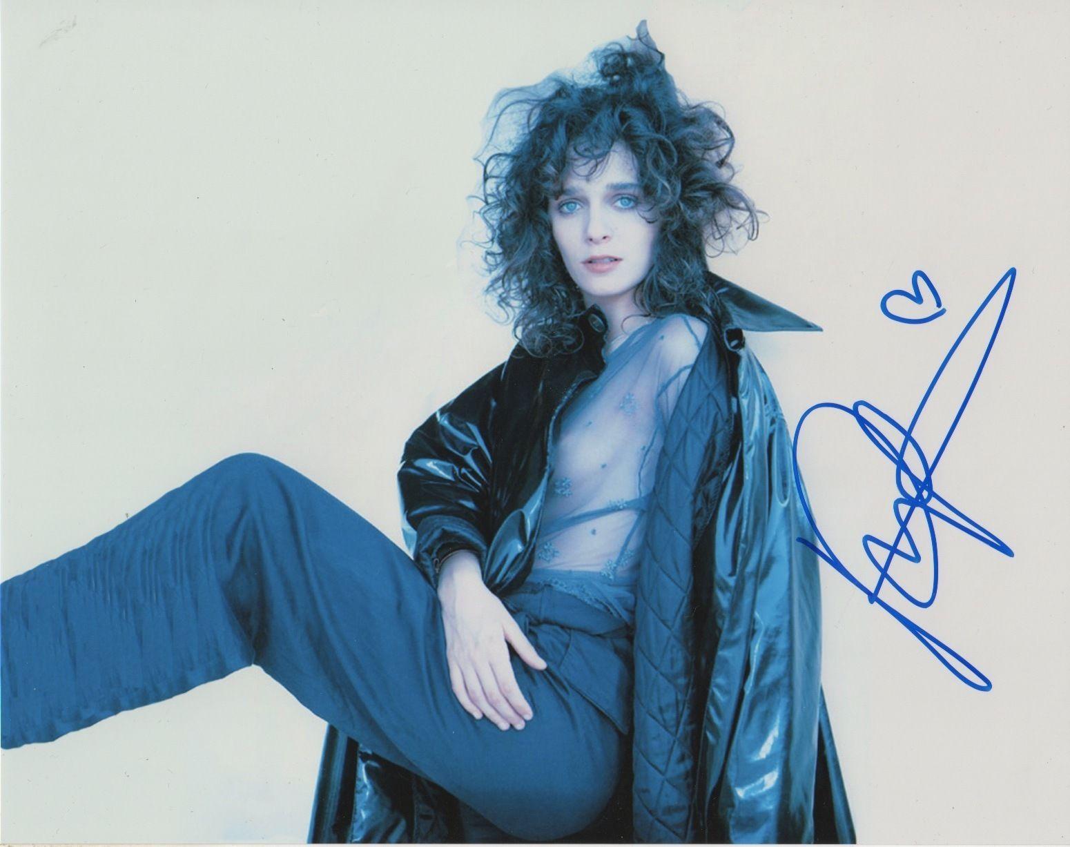 Valeria Golino Wallpapers