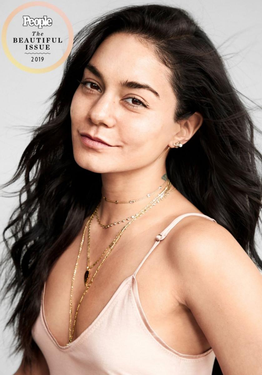 Vanessa Hudgens 2019 Wallpapers