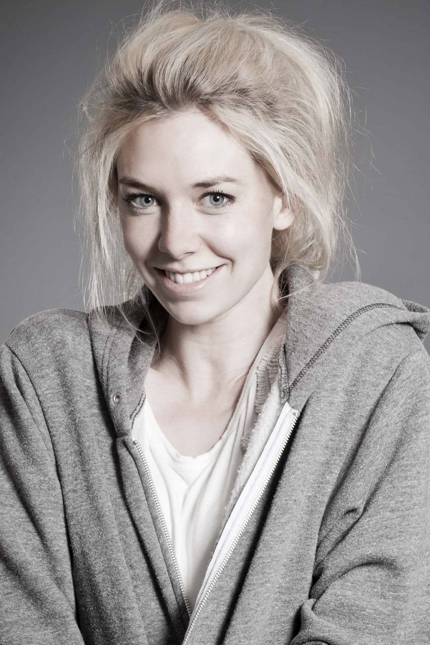 Vanessa Kirby Wallpapers